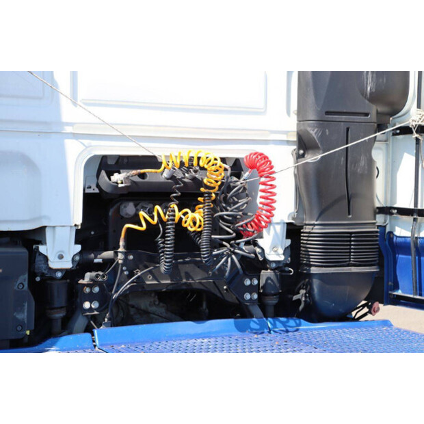 2017 داف XF 440-46889379