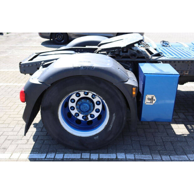 2017 داف XF 440-46889384