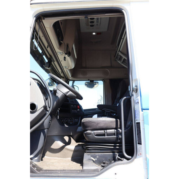 2017 داف XF 440-46889389