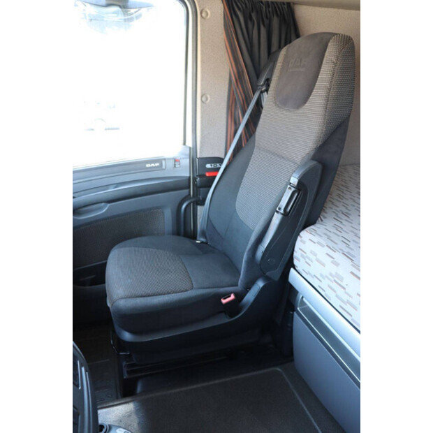 2017 داف XF 440-46889398