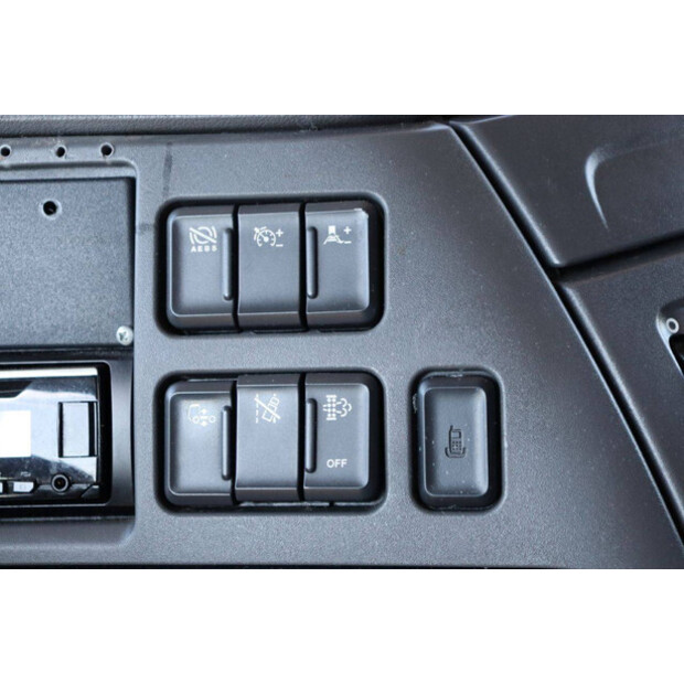 2017 داف XF 440-46889412