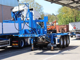 صورة ل الشاحنات ومعدات النقل 1999 ريندرز RPCC 12.24 للبيع في بلجيكا