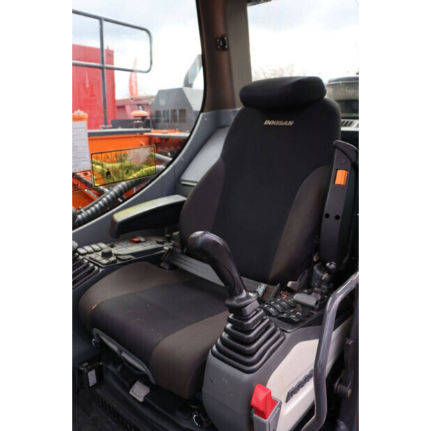 2021 Doosan DX190W-5-46889518