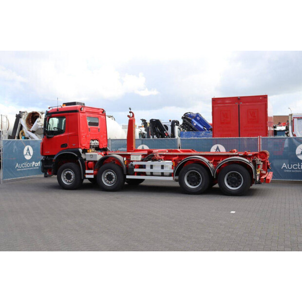 2018 مرسيدس بنز Arocs-46889538