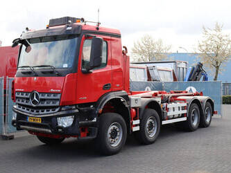 2018-mercedes-benz-arocs-1448848-46889544