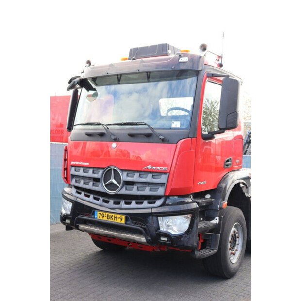 2018 مرسيدس بنز Arocs-46889545