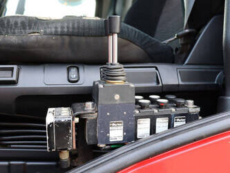 2018-mercedes-benz-arocs-1448848-46889572