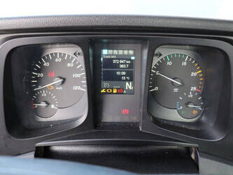 2018-mercedes-benz-arocs-1448848-46889580