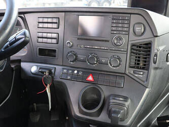 2018-mercedes-benz-arocs-1448848-46889584