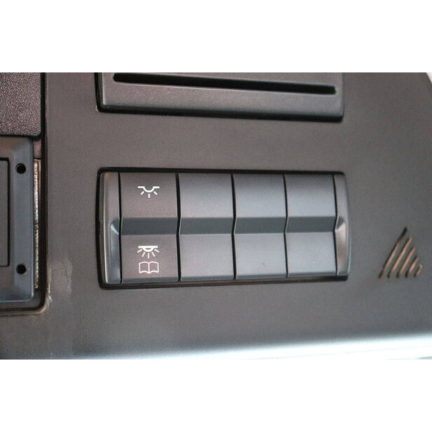 2018 مرسيدس بنز Arocs-46889596