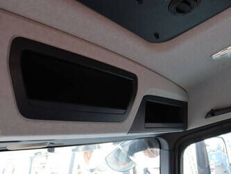 2018-mercedes-benz-arocs-1448848-46889600