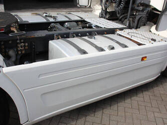 2014-scania-r450-1448854-46889890