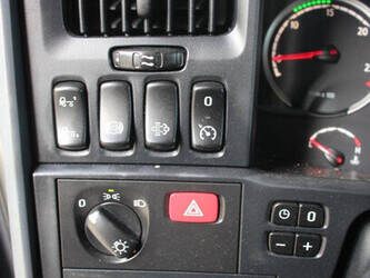 2014-scania-r450-1448854-46889901