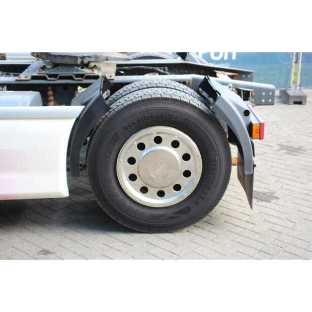 2008 داف XF105-46890026