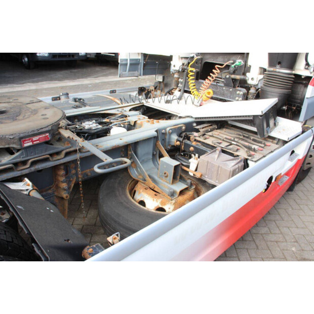 2008 داف XF105-46890033