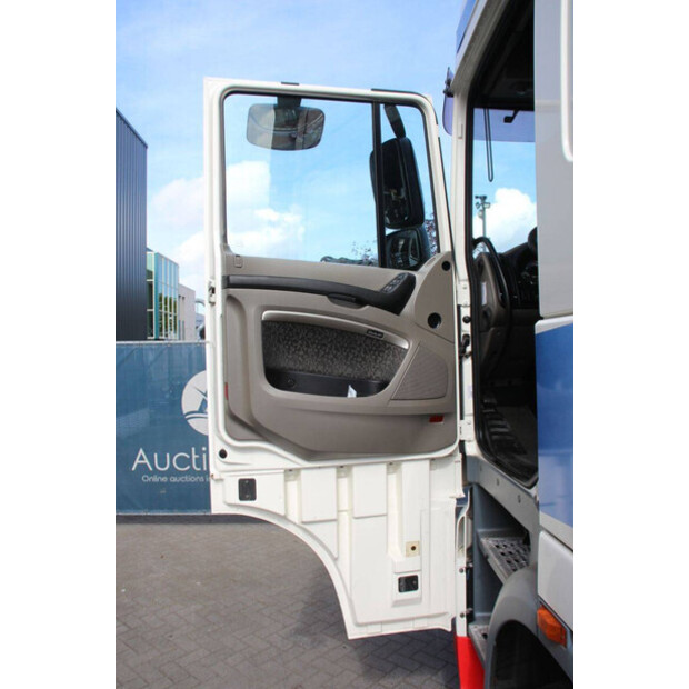 2008 داف XF105-46890038