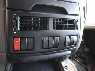 2008-daf-xf105-1448857-46890044