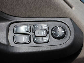 2008-daf-xf105-1448857-46890047