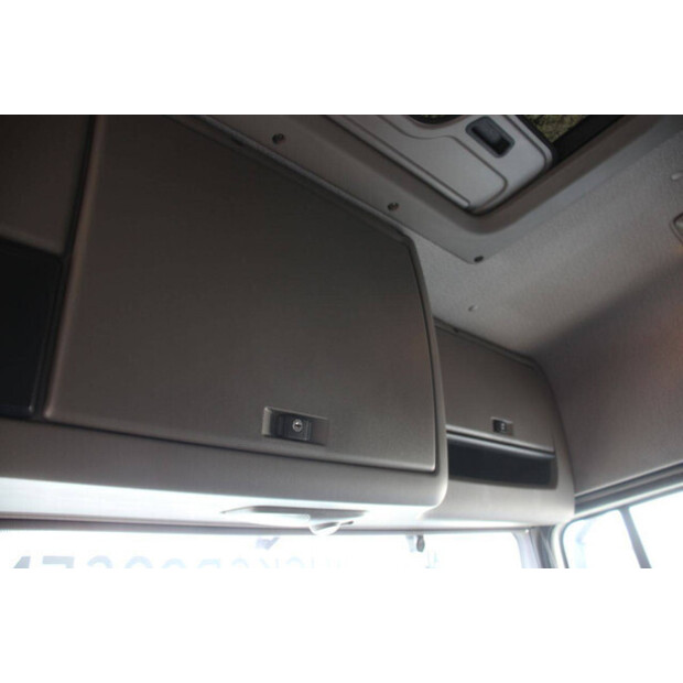 2008 داف XF105-46890049