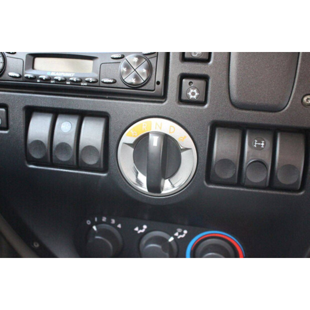 2008 داف XF105-46890056