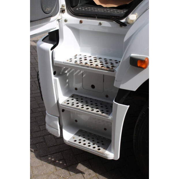 Mercedes-Benz M1843LSN-36P-46890127