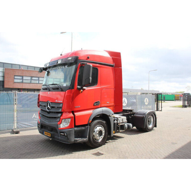 2014 Mercedes-Benz ACTROS-46890148