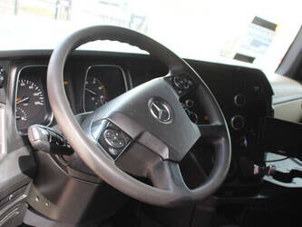 2014-mercedes-benz-actros-1448860-46890173