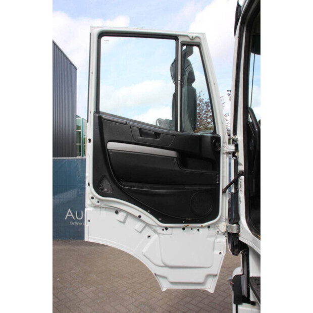 2019 Iveco STRALIS-46890211