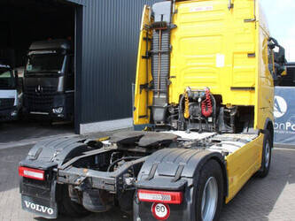 2013-volvo-fh420-1448862-46890235