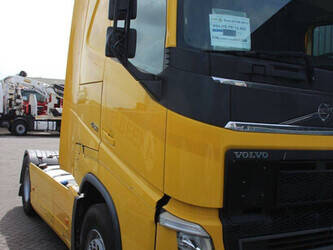 2013-volvo-fh420-1448862-46890236