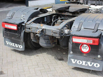 2013-volvo-fh420-1448862-46890253