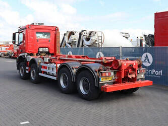 2018-mercedes-benz-arocs-1448865-46890383