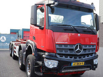 2018-mercedes-benz-arocs-1448865-46890386