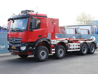 2018-mercedes-benz-arocs-1448865-46890388