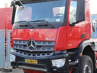 2018-mercedes-benz-arocs-1448865-46890389