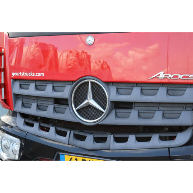 2018 مرسيدس بنز Arocs-46890390