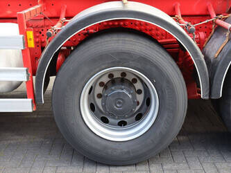 2018-mercedes-benz-arocs-1448865-46890398