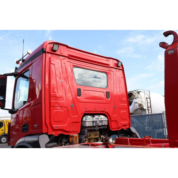 2018 مرسيدس بنز Arocs-46890411