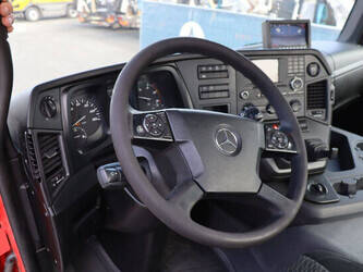 2018-mercedes-benz-arocs-1448865-46890427