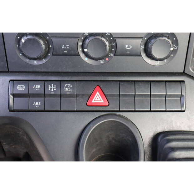 2018 مرسيدس بنز Arocs-46890433