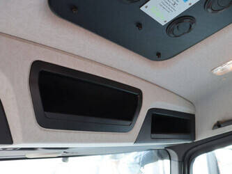 2018-mercedes-benz-arocs-1448865-46890443