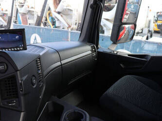 2018-mercedes-benz-arocs-1448865-46890445