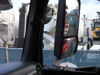 2018-mercedes-benz-arocs-1448865-46890446