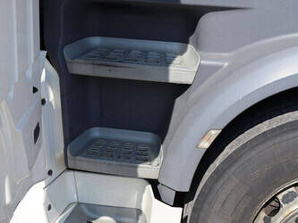 2014-daf-xf-410-1448867-46890575