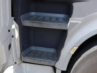 2014-daf-xf-410-1448868-46890652