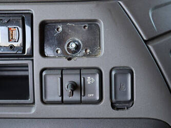 2014-daf-xf-410-1448868-46890674