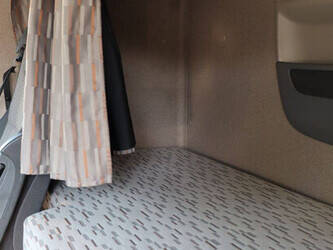 2014-daf-xf-410-1448868-46890687