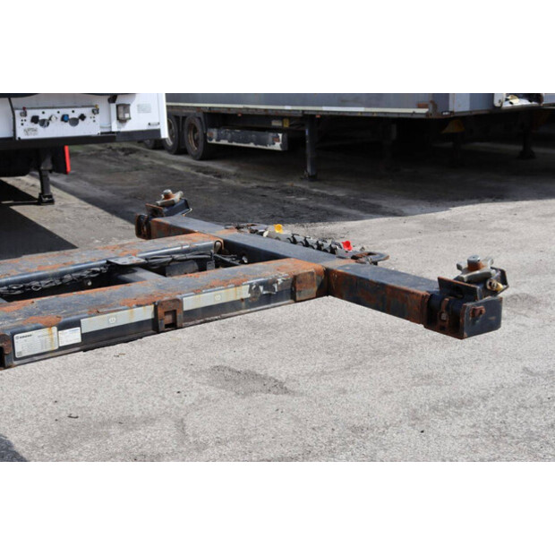 2018 كرون SD-46890766