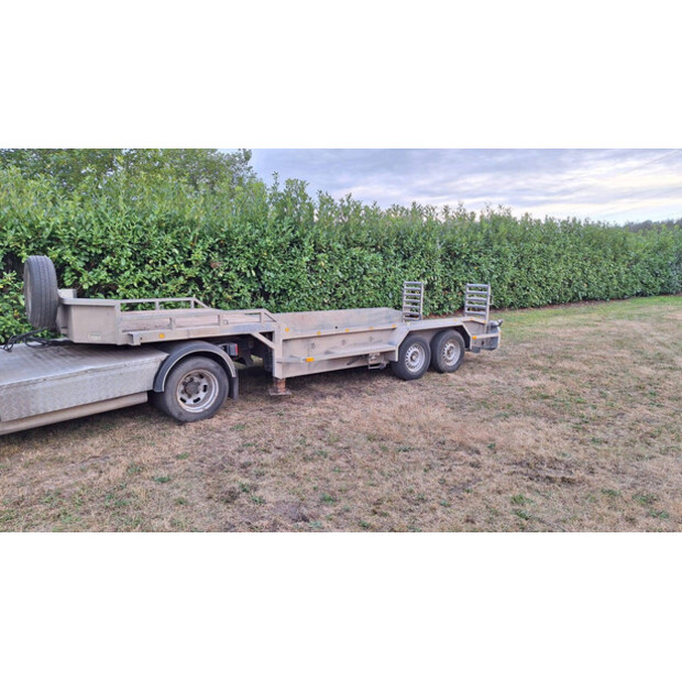 2011 VELDHUIZEN P29-2-46891330