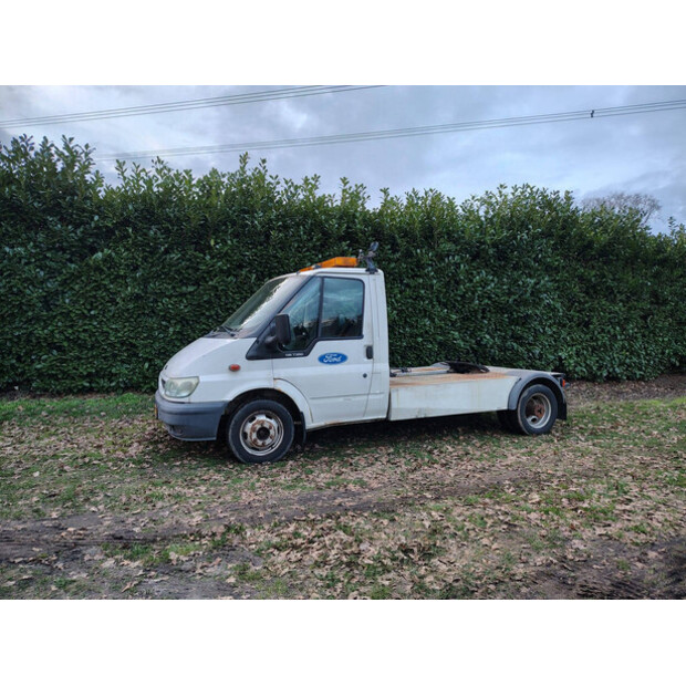 2005 Ford Transit 350-46891379